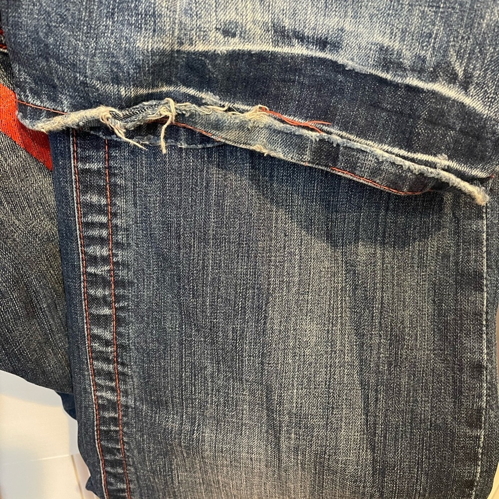 Akademiks Vintage Y2K Men's Denim with Red and Yellow Details 38 - Picture 6 of 6